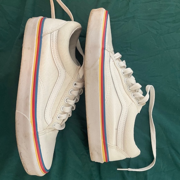VANS White with Rainbow Foxing Old Skool - Picture 3 of 4